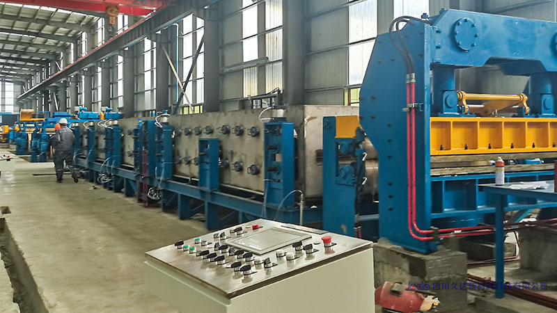 久達新材首臺拉彎矯設備順利投產