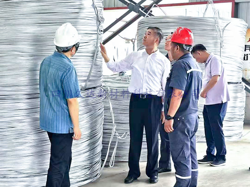  廣元市市長(zhǎng)鄒自景一行到久達(dá)新材視察